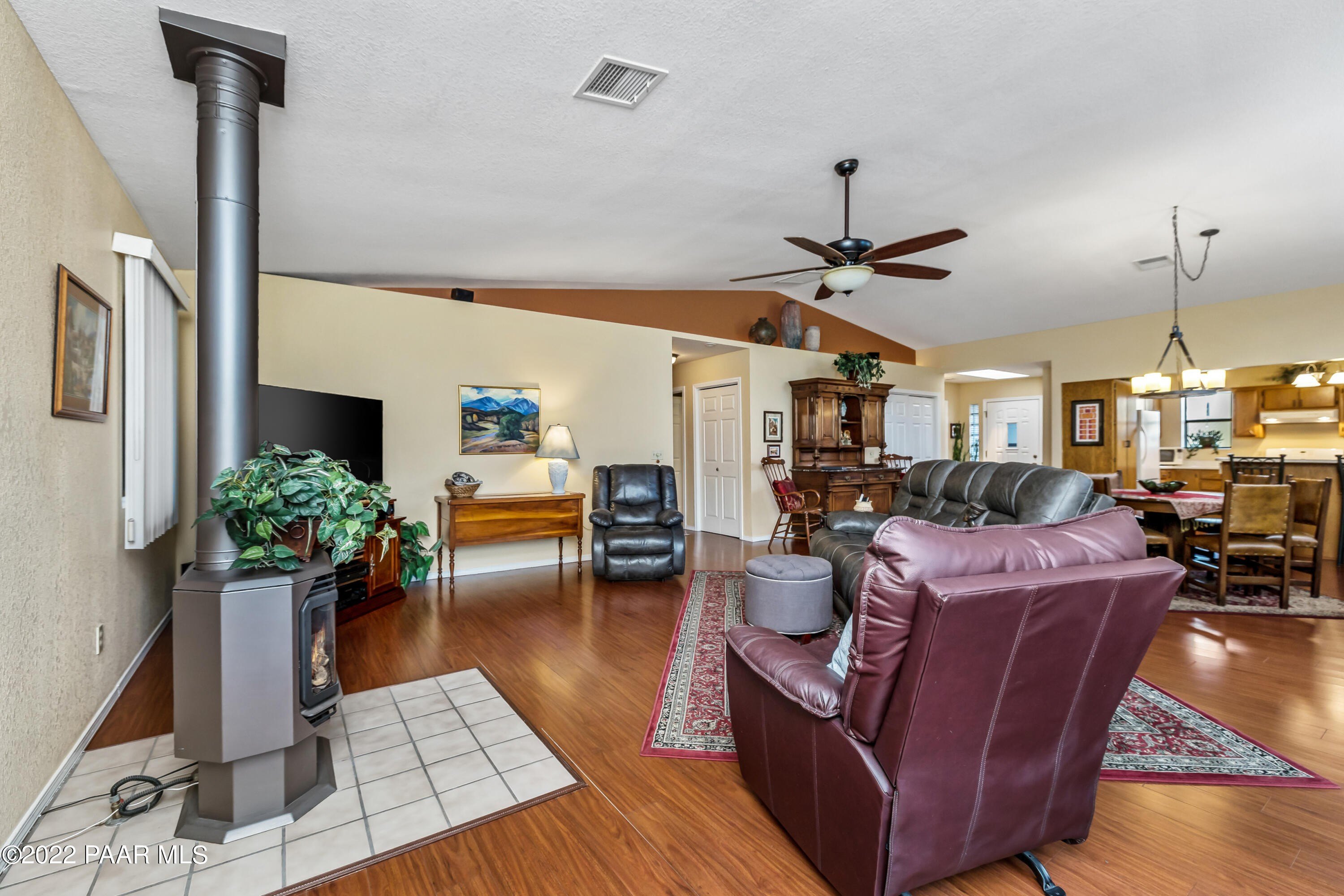 1102 wood spur cir, prescott,  AZ 86303