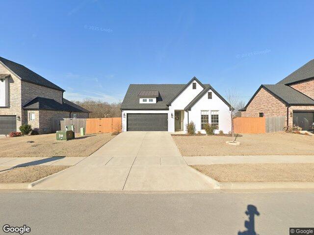 705 cannon cv, cave springs,  AR 72718