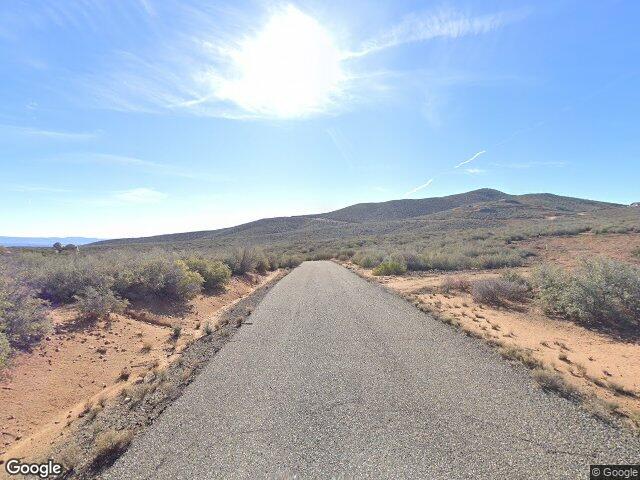 402d e raider way #6, dewey,  AZ 86327