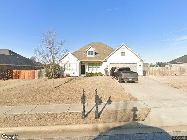 5900 s 67th st, cave springs,  AR 72718